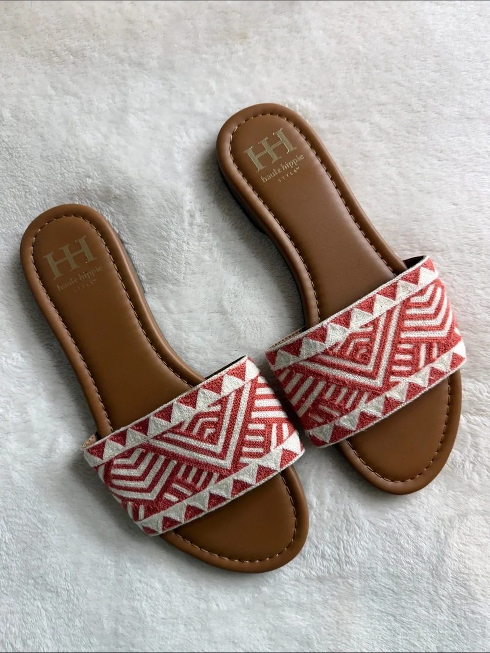 Haute Hippie Coral and Cream Embroidered Boho Slide Sandals Size 9